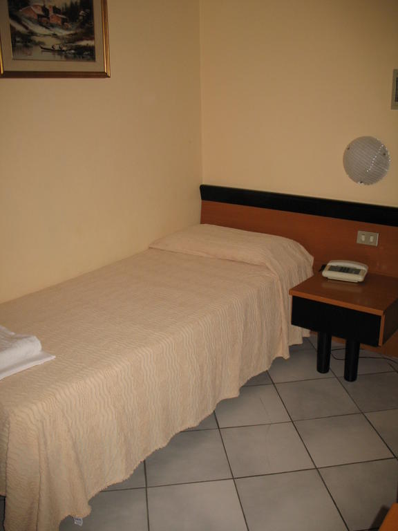 Albergo Paradiso Montecatini Terme Kamer foto